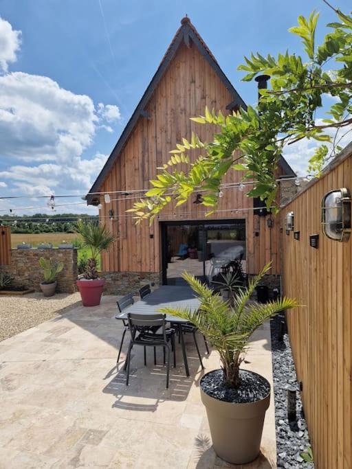 Chalet Industriel Avec Filet Et Spa Sorigny Dış mekan fotoğraf